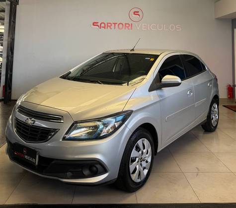 CHEVROLET ONIX 1.4 MPFI LT 8V FLEX 4P MANUAL CHEVROLET ONIX 1.4 MPFI LT 8V FLEX 4P MANUAL